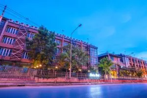 Nest n Rest Hotel - Ban Bang Toei (1)