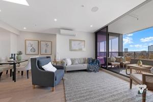 KozyGuru | Wentworth Point | 2B