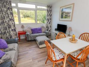 Y Twll Bollt The Bolt Hole