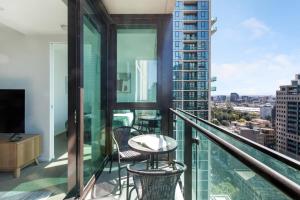 Skyline Vistas with Pool near Southern Cross