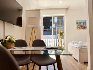 Strand Studio mit Meerblick & Balkon
