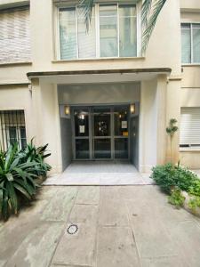 Promenade des Anglais Carré dor - 2 mins plages