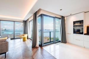 Homie Suites - Newly Built Seaside Apartments on Bakırköy Shore