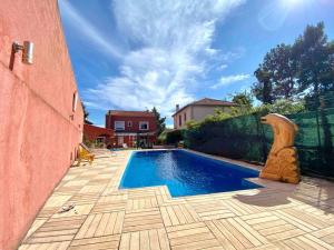 Villas Olympics 2024 - Large villa, pool, garden & BBQ : photos des chambres