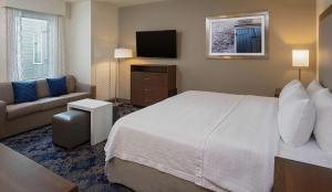 King Suite with Courtyard View - Hearing Accessible room in Homewood Suites By Hilton New Orleans French Quarter