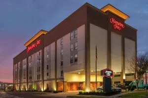 Hampton Inn Metairie - Метари