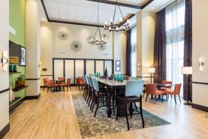 Hampton Inn & Suites Philadelphia Montgomeryville