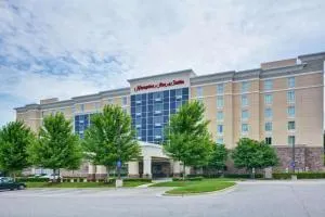 Hampton Inn & Suites Crabtree - رالي