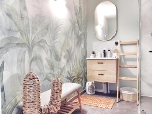 ROOMS HOME CSM Suites privées 1 ou 2 chambres en cœur de ville entre Paris et Reims 40 mn Disneyland Paris