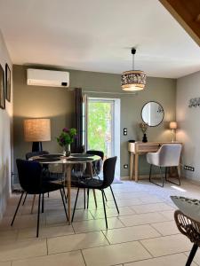 Maisons de vacances COSY COCOONING & SPA : photos des chambres