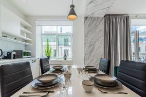 Stylish Old Town apartment