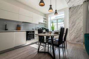 Stylish Old Town apartment