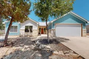 Tanglewood Retreat - Spring Branch