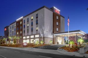 Hampton Inn & Suites IrvineOrange County Airport