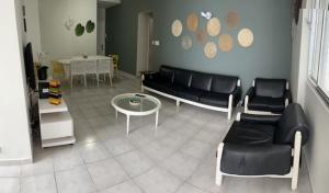 Guarujá Pitangueiras - frente ao mar - Recém reformado