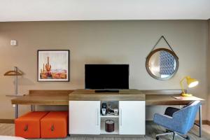 Queen Room with Two Queen Beds - Non-Smoking room in Hampton Inn & Suites Tucson Marana