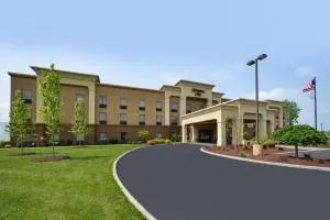 Hampton Inn Utica - Chadwicks