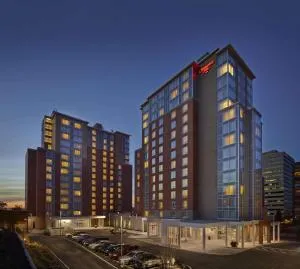 Hampton Inn by Hilton Halifax Downtown - Dartmouth