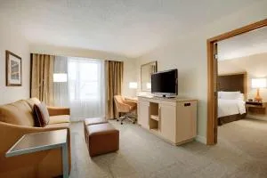 Hampton Inn & Suites Cleveland-Independence - Parma