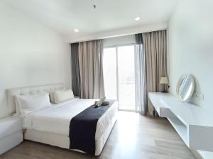 RM203A Bukit Bintang Balcony Studio Infinity Pool