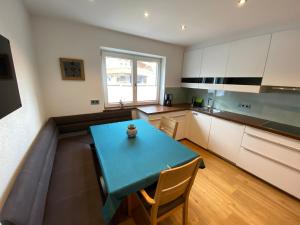 Ferienwohnung Rofanblick