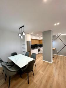 George apartments2023