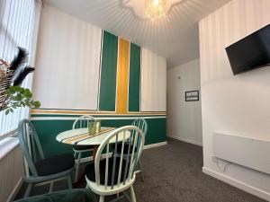 Emerald Apartment Pleasure Beach Blackpool