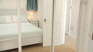 9_304 Redcliffe Apartments, Caswell Bay