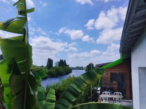 Les terrasses de la rivière