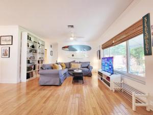 Surf House - Paddleboards - Canoes -1 mile to Wilton Manors