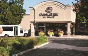 DoubleTree by Hilton ChicagoAlsip