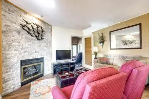 Bright Angel Fire Resort Condo Walk to Ski Lift - Cimarron