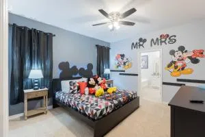 Spacious Home with Private Pool SPA Game Room - 拉夫曼