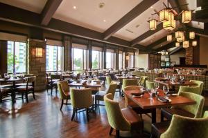 DoubleTree Fallsview Resort & Spa by Hilton - Niagara Falls