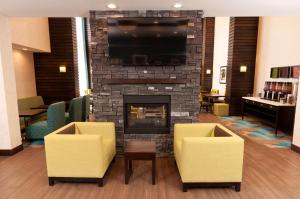 Hampton Inn & Suites East Gate Regina