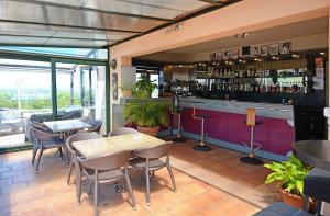 Hotels Hotel & Restaurant le Saint Jean : photos des chambres