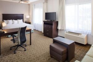 One-Bedroom King Suite - Non-Smoking room in Homewood Suites- Lancaster- California
