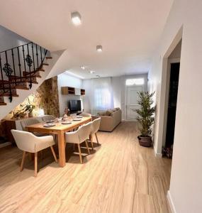 Casa amplia y moderna de 5 habitaciones hasta 12 personas