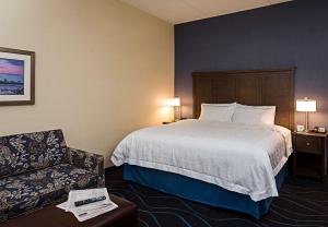 Hampton Inn by Hilton Ottawa Airport