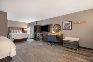 Room with Two Queen Beds - Non-Smoking room in Hampton Inn Princeton