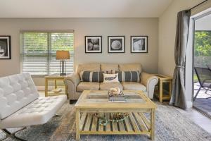 Bonita Springs Home with Pool - 2 Mi to Beach!