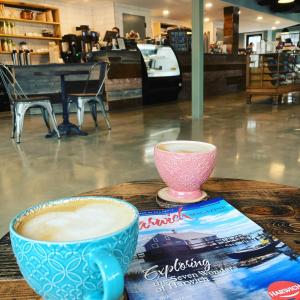 Historic Harwich Port Retreat: The Mooring