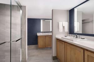 Embassy Suites by Hilton Tucson East