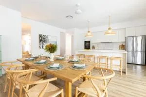 Tranquil Whitehaven Retreat in Mooloolaba - Mountain Creek