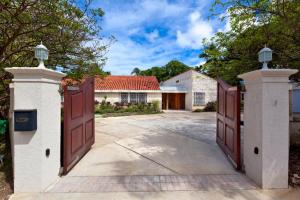 Todmorden by Blue Sky Luxury