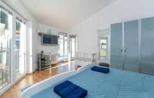 Casa Lungomare with pool