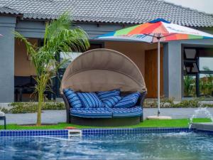 The Lux Hotel and Resorts