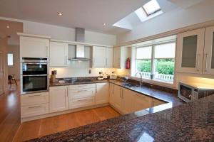 Spring Lake 77, The Ferns - P