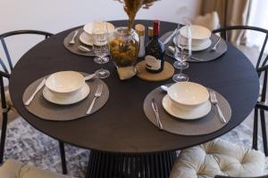 Apartment near Iulius Mall with Balcony & Private Parking