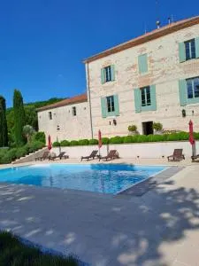 La Maison de Maitre - Cours